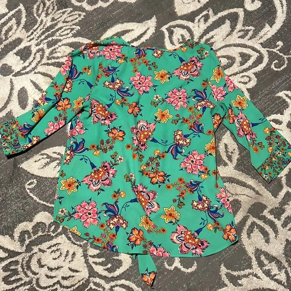 Anthropologie fig and flowers blouse. Excellent condition. Floral multicolored. - Picture 6 of 6